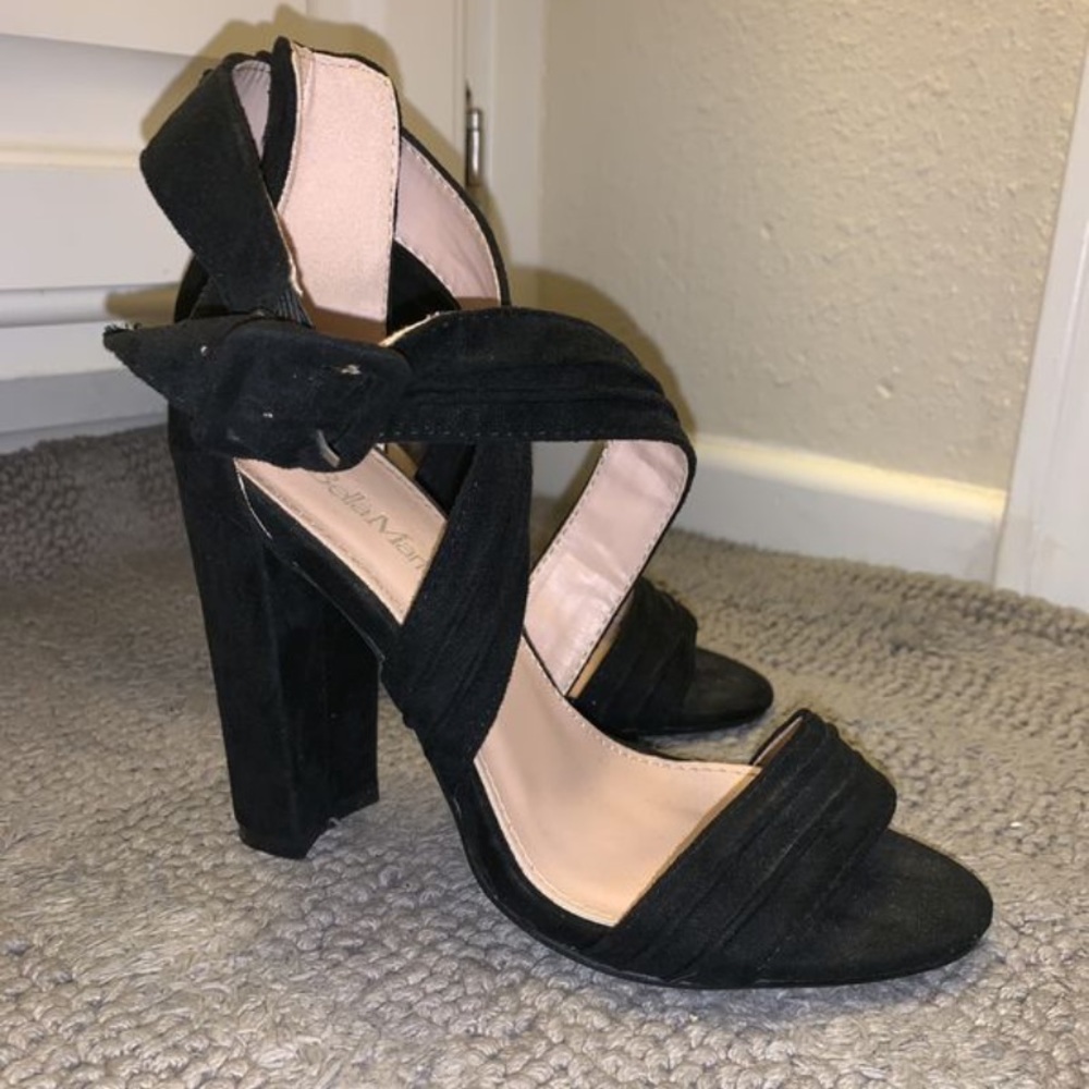 Women’s black heels